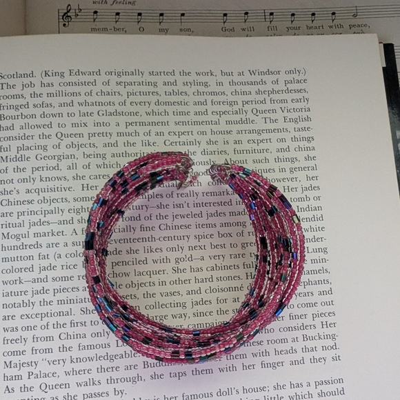 Pink and Blue Multi-Strand Beaded Bracelet - Picture 11 of 11